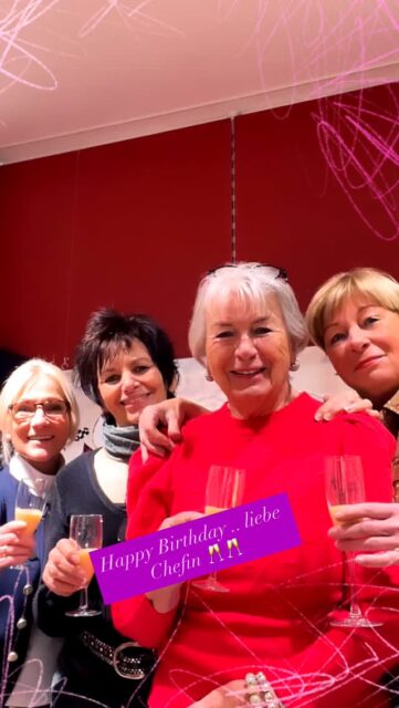 Herzlichen Glückwunsch zum Geburtstag.. liebe Chefin 🥂🥂#aachen #eifel #stolberg