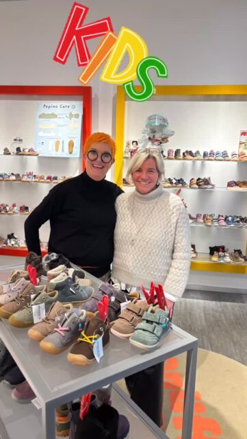 Einkauf bei #ricosta ..danke liebe Birgit .. es ist immer wieder eine Freude, mit dir zu disponieren #ricosta #aachen #kids #deutschland