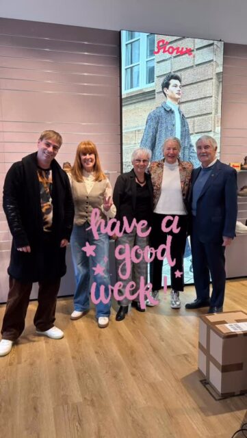 Einkauf mit netten Kollegen macht einfach mehr Spaß 🤩👢👞👢👠👞#schuhe #deutschland #style #schuhemachenglücklich #aachenbrand