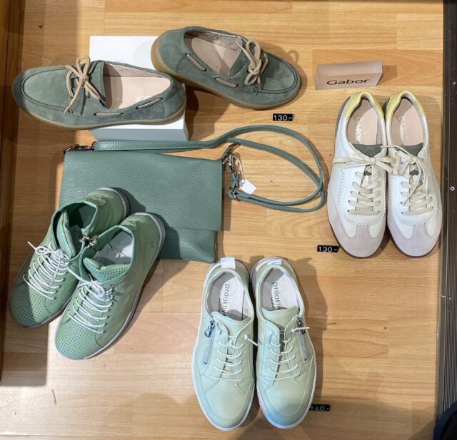 Salbei.. schöne Farbe zum Frühjahr #andreaconti #gabor #waldläufer #schuhe #salbei